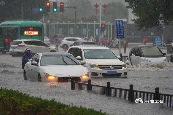 全国暴雨预警升级，广泛影响下的应对之策！